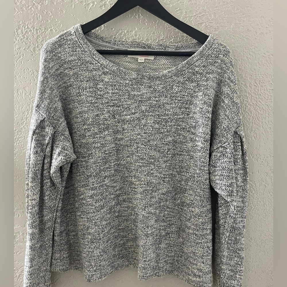 Two by Vince Camuto Gray Crew Neck Sweater